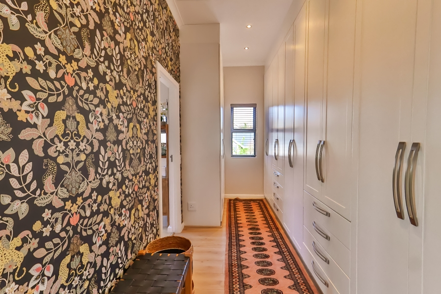 4 Bedroom Property for Sale in The Coves North West